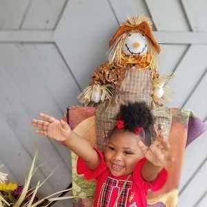 Meet your Posher, Charlotte